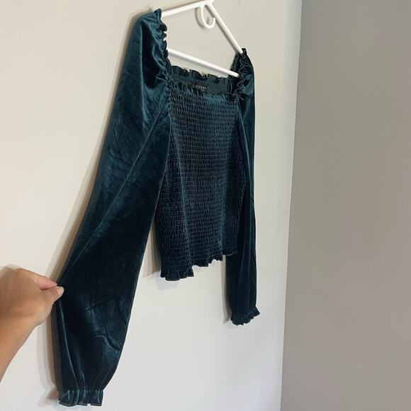 Laundry Shelli Segal Crushed Velvet Sz M Green Cropped Long Sleeve Top Peasant - Picture 2 of 7